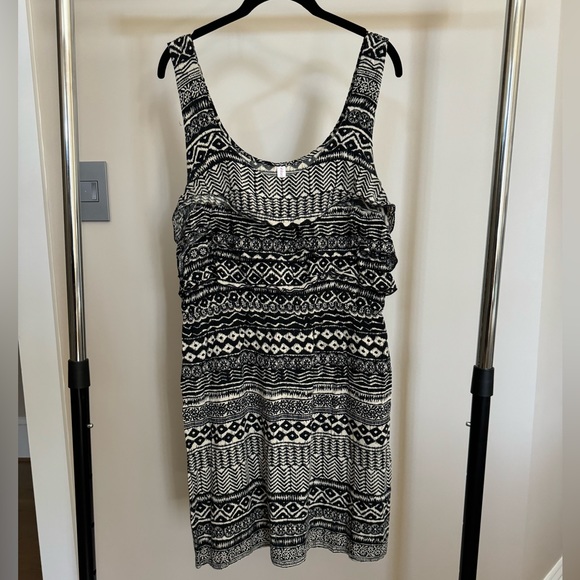 Xhilaration Black & Cream Aztec Geometric Print Sleeveless   Boho Dress, Size XL - Picture 6 of 8